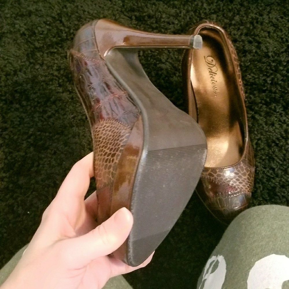 Multi pattern heels - Picture 3 of 4